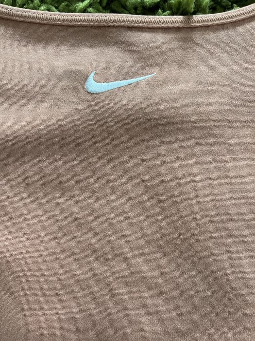 Майка жіноча Nike Body