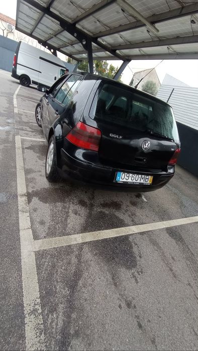 Volkswagen Golf 1.6 SR