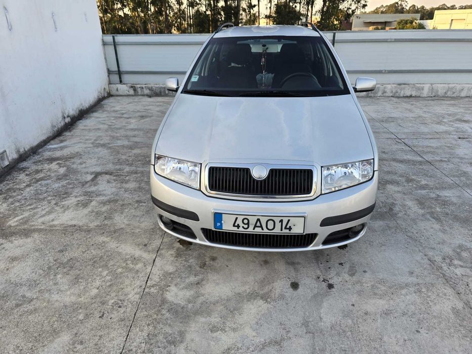 Muito barato Skoda Fabia 2005 combi 1.4 TDI completo 4 pneus novos, mecânica suspensão freios interna em perfeito estado