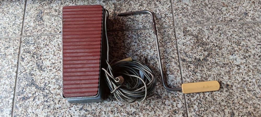 WELTMEISTER TO 2005 60's GDR Combo Organ RARO! DDR Vox Clone (1969)