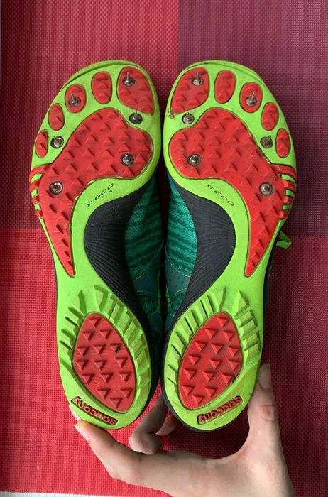 Шиповки легкоатлетичні бігові