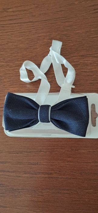 elegancka muszka granatowa komunijna komunia
