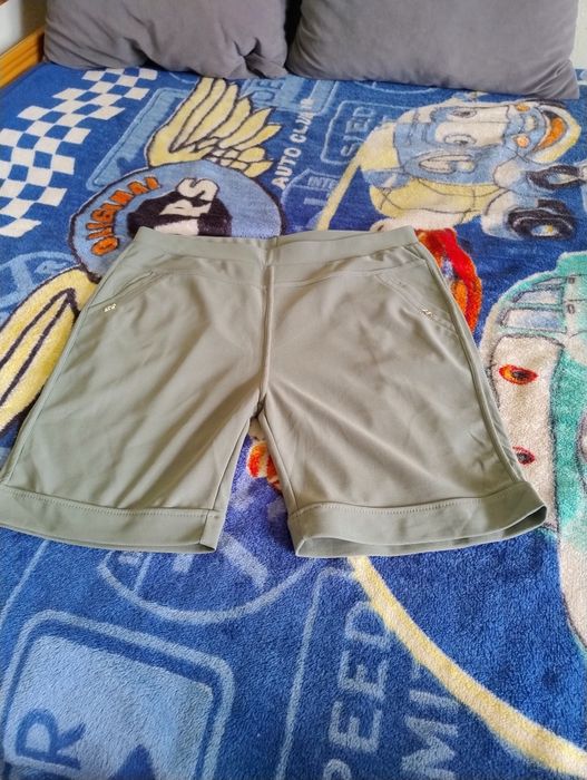 Krótkie elastyczne spodenki damskie rozmiar 5xl