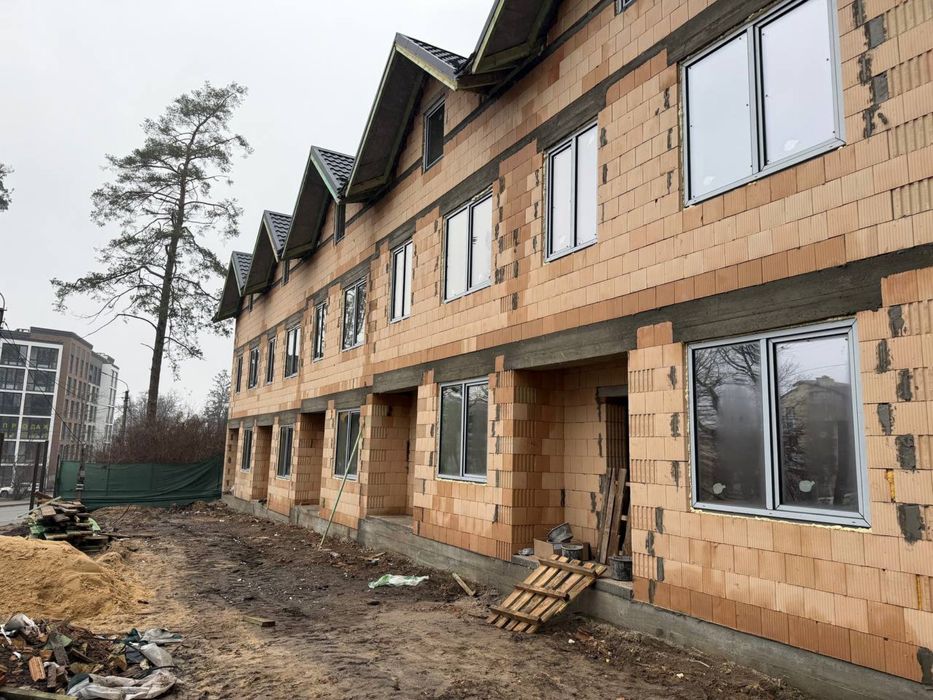 Таунхаус 91м2 +40м2 мансарда.ГАЗ.Центр комунікації