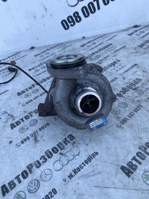 Турбіна турбокомпресор Audi 2.0 a4 b8 03L145702D