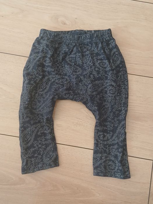 Spodenki niemowlęce rozmiar 74