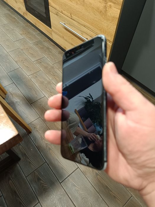 Iphone 7 plus 32  айфон 7 плюс 32