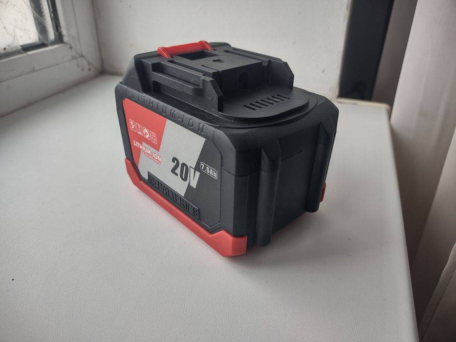 Аккумулятор пилки