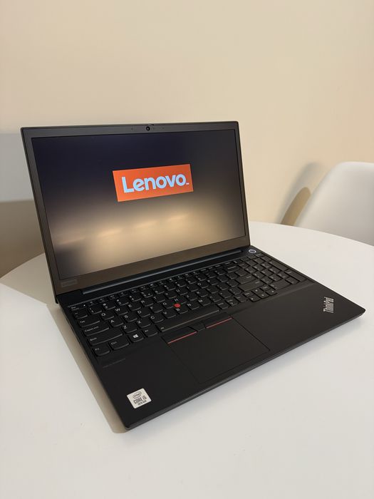 Laptop Lenovo ThinkPad E15 i5-10gen/8GB/256GB/Win11Pro