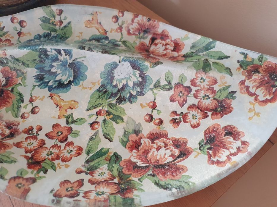 Petera, półmisek w kwiaty, ozdobiona decoupage 34 cm