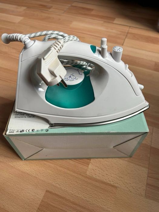 Утюг праска нова