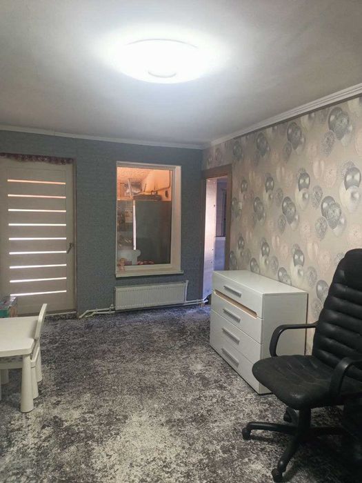 Продажа частини будинку в р-ні Казбет гарний жилий стан