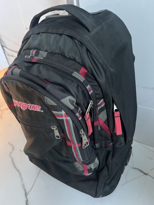JanSport plecak na kółkach z rączką do ciągnięcia