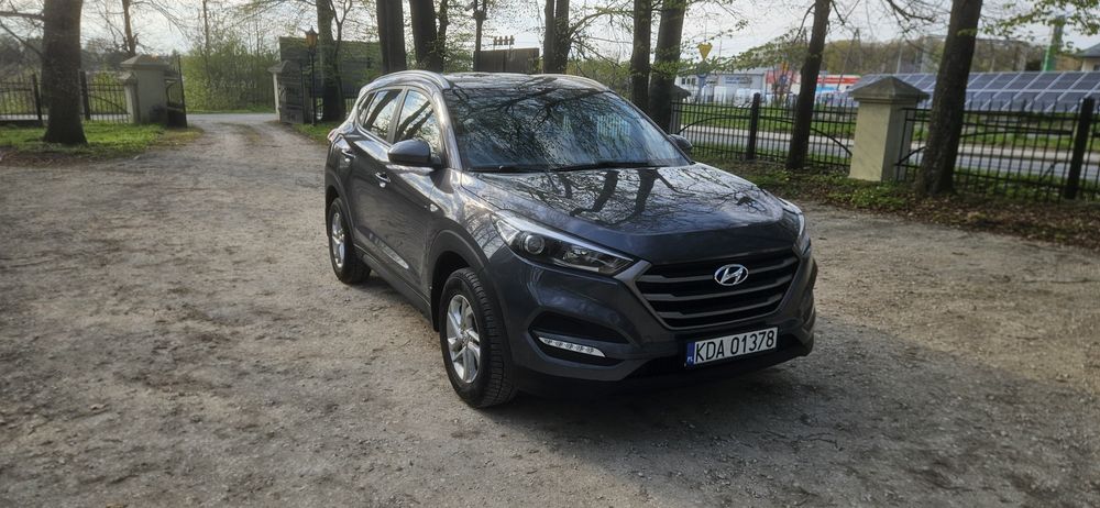Hyundai tucson 2015r 1.7d 236tys km Salon Polska