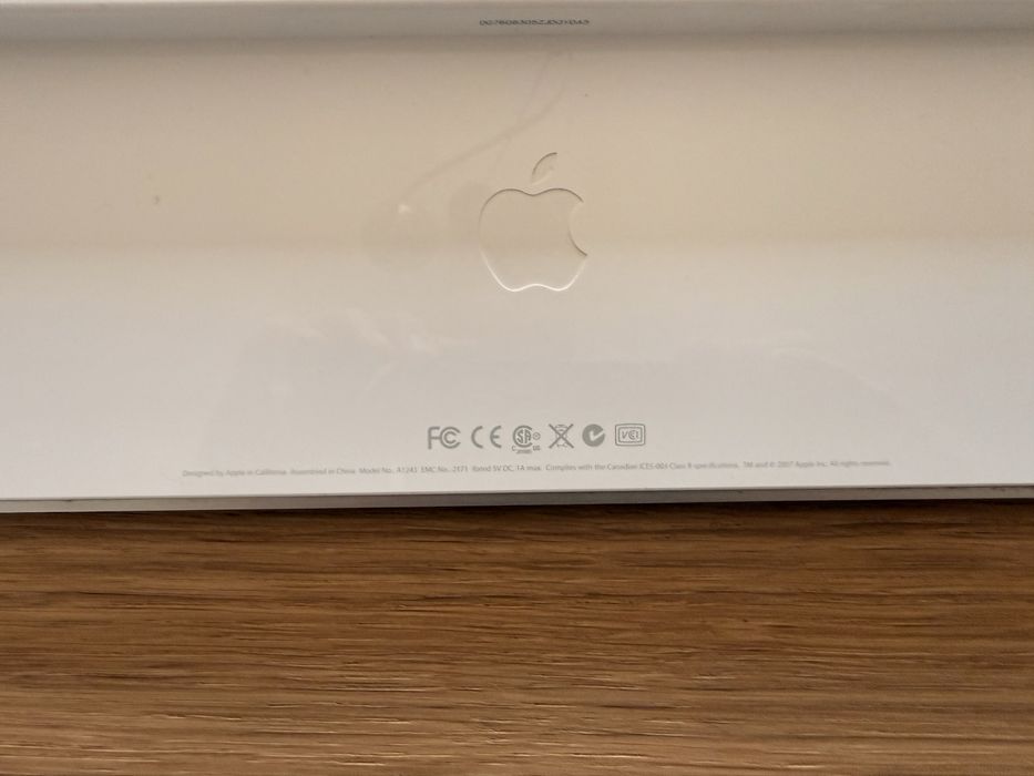 Teclado Apple A1243 PT