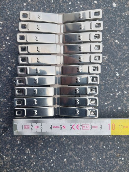 Klamerki ze stali nierdzewnej