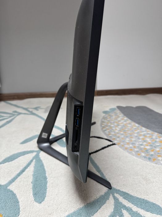 Komputer AiO Lenovo 510-22ISH, i3-6100t, 16gb ramu, 256ssd+ 1tb hdd