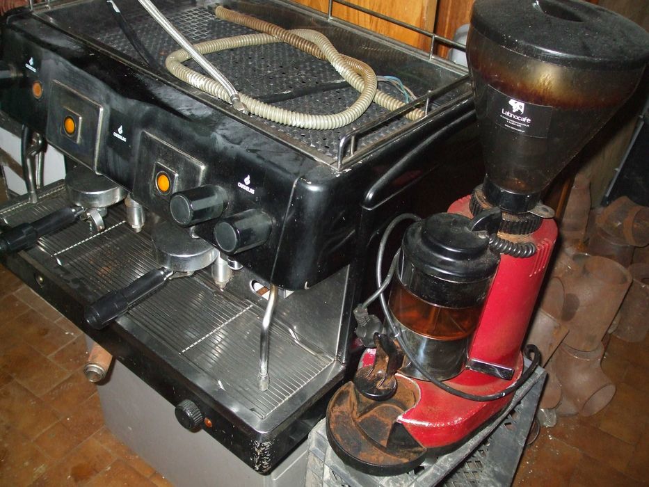 Conjunto maquina 2 elementos + moinho