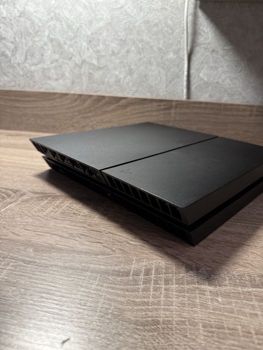 Playstation 4 fat