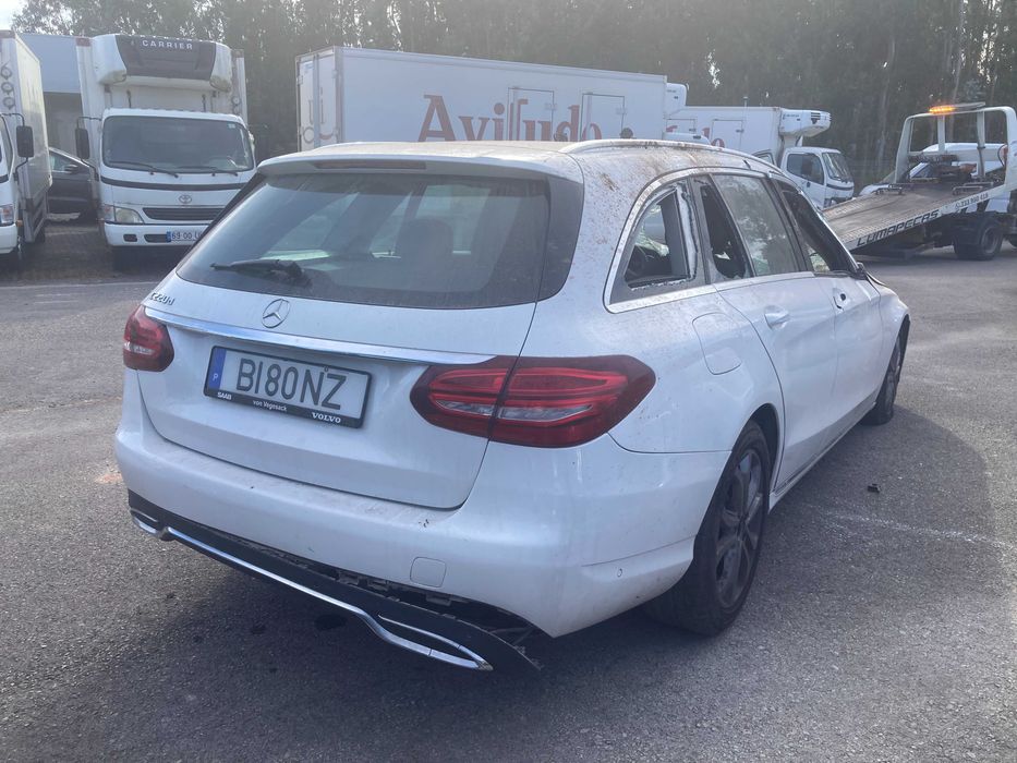 MERCEDES-BENZ C220d 2016 Gasoleo