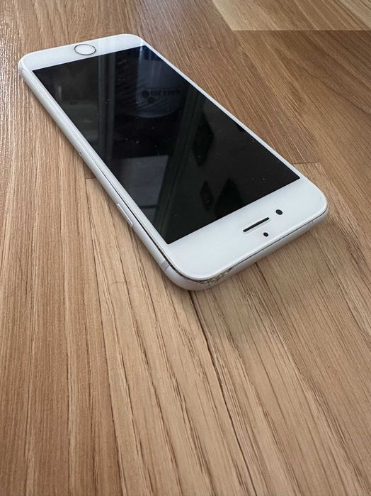 IPHONE 7, 8 gold