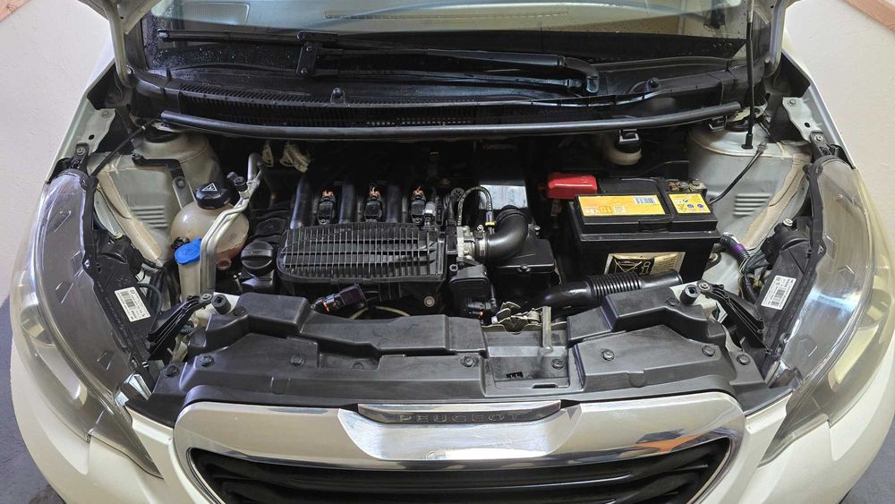 Peugeot 108 1,2 82KM
