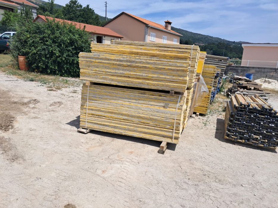 Segue para venda tricapas usadas