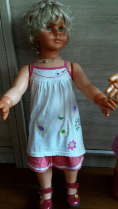 Duże lalki. Zabytek. Jak prawdziwe!
