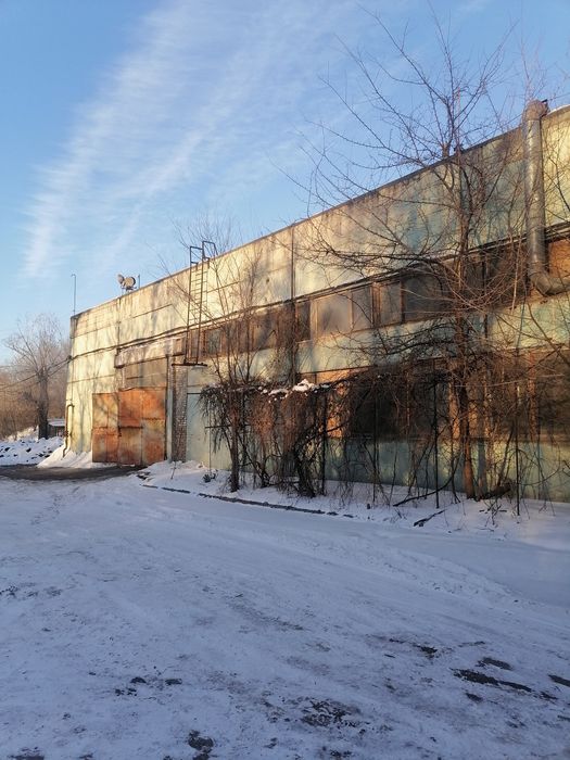 Производственный цех,помещения в админздании,район Южной проходной.