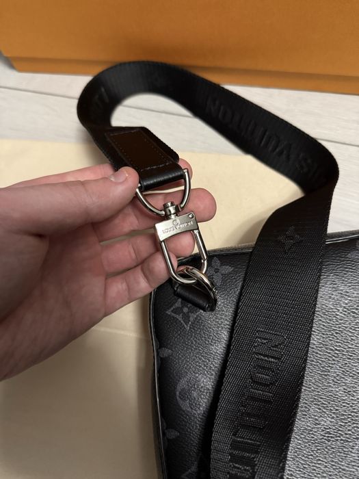 Сумка Louis Vuitton Avenue Slingbag Monogram Eclipse