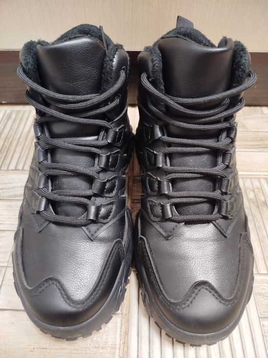 Кроссовки женские на флисе