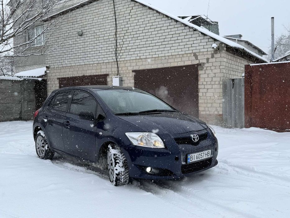 Продам Toyota auris