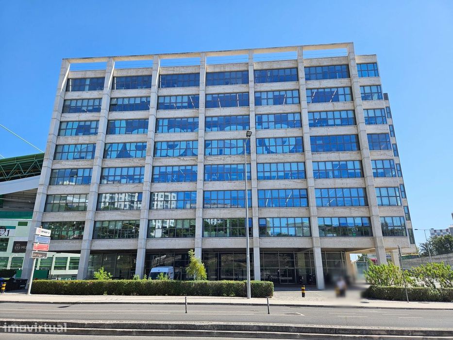 Escritório Lisboa Arrendamento | 457 m2 | Campo Grande