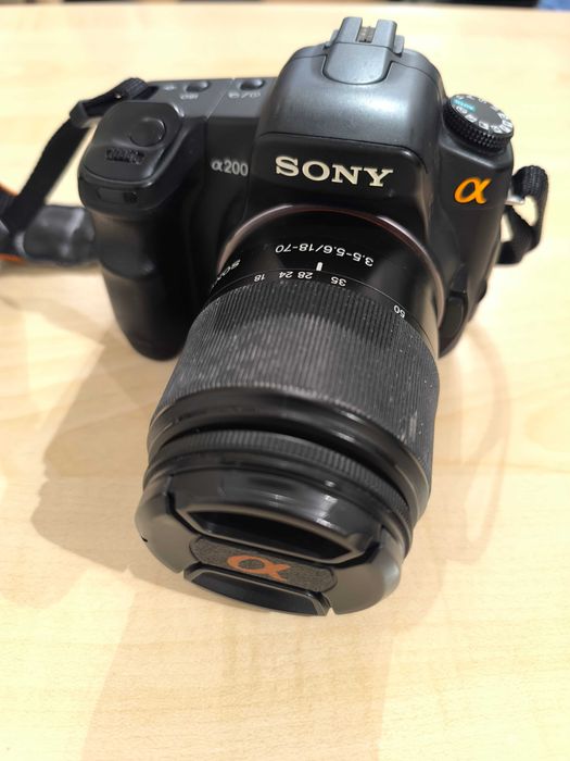 Sony Alpha 200 (DSLR-A200)