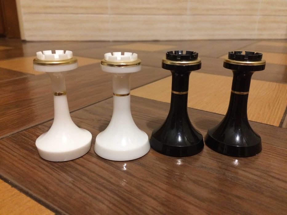 Шахові фігури (карболит) поштучно, олімпійські шахи 1980 р. Б/У.