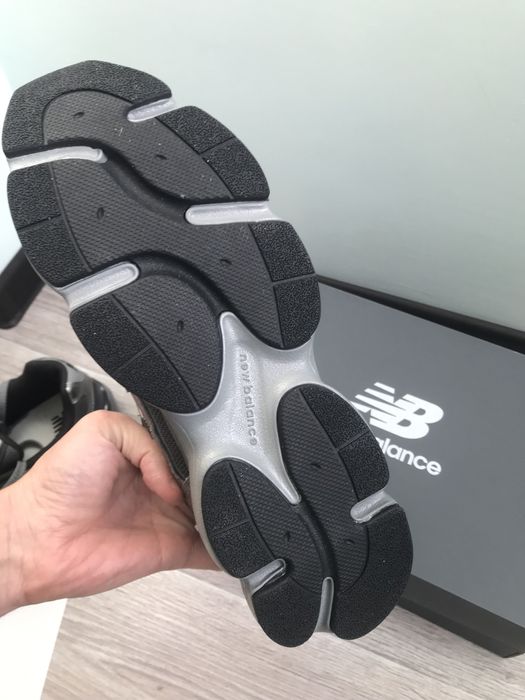 кросівки new balance 630