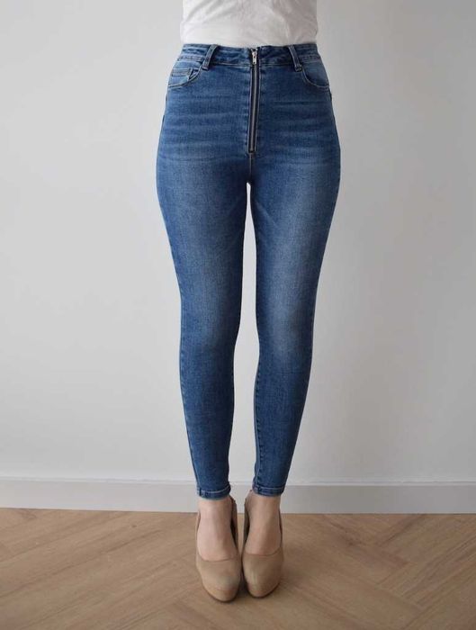 Spodnie skinny z wysokim zamkiem rurki elastyczne push up m.sara w27 xs s