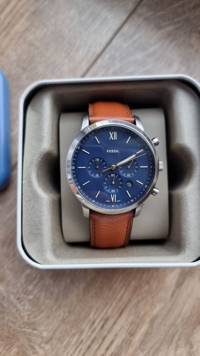 Nowy zegarek Fossil FS5453 należący do serii Neutra Chrono