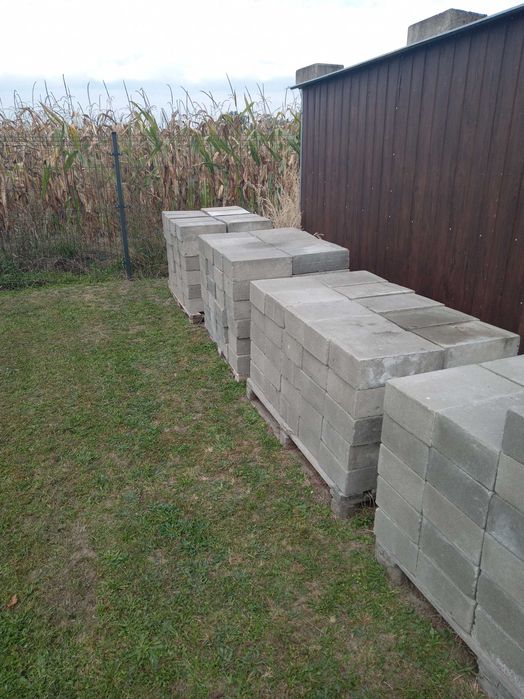 Bloczki fundamentowe betonowe M6 emki