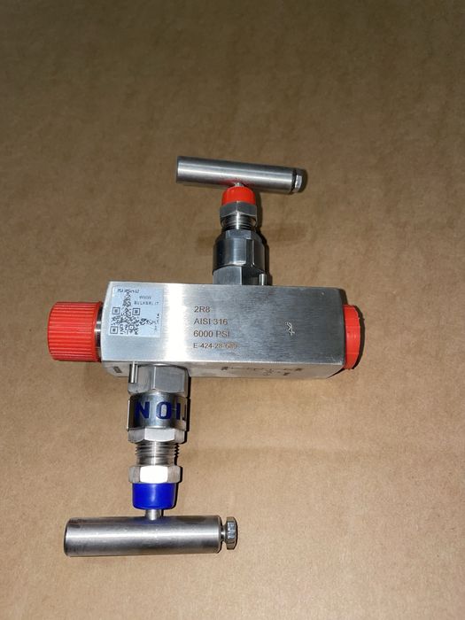 Блок двовентильний (маніфольд) BULK 2R8