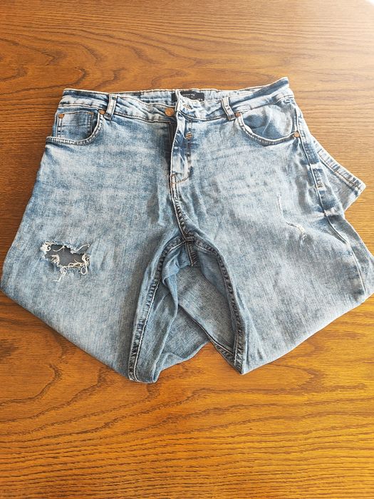 Spodnie jeans reserved roz. 40