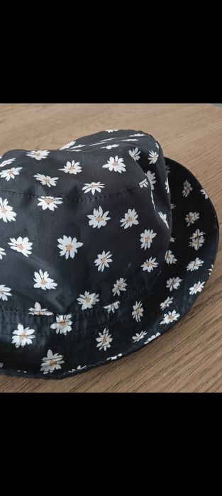Czapka bucket hat, stokrotka, Terranova