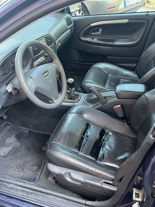 Volvo V40 1.6 Gasolina com apenas 166mil so de um dono impecavel
