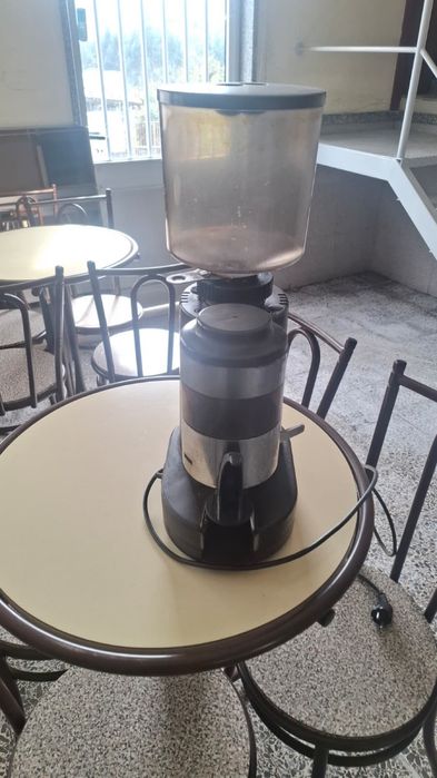 Vendo Moinho de Café
