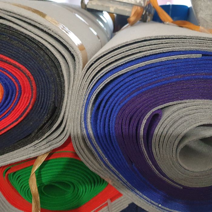 Wykladzina gruba 5 mm mata budowlana ochronna rolki po 50 mkw