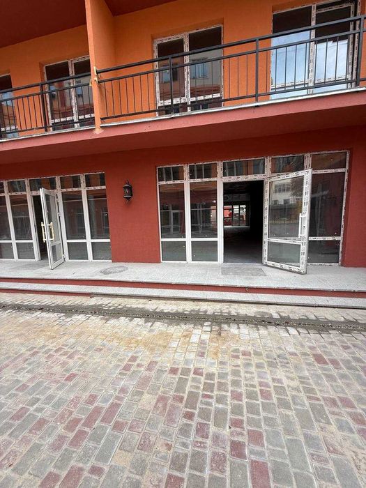 Продаж фасадного приміщення 110,9 м² 1 поверх  без % ПОДІЛ/КОНТРАКТОВА