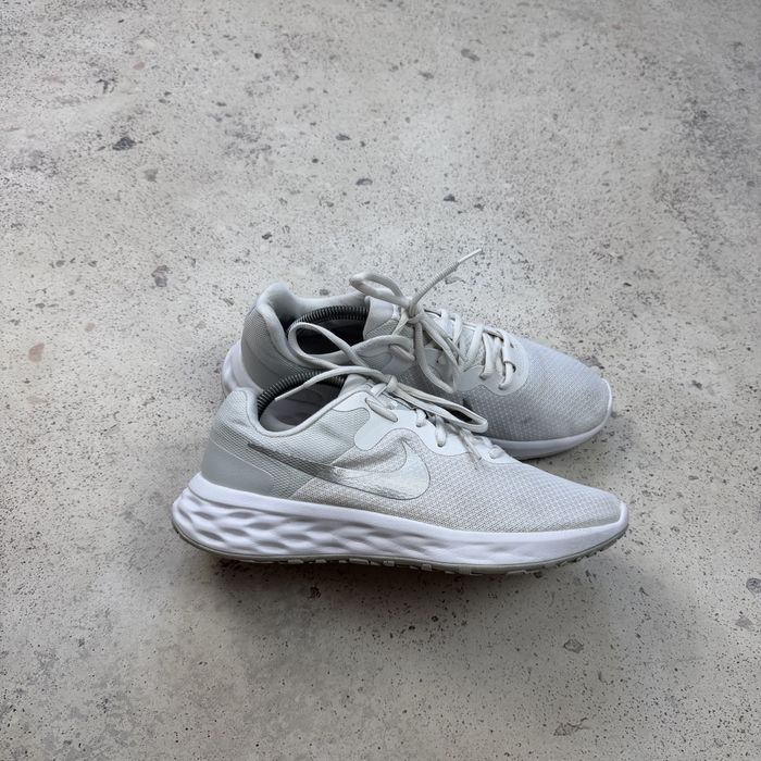 Кросівки жіночі Nike W Revolution 6 White DC3729-101 Оригінал