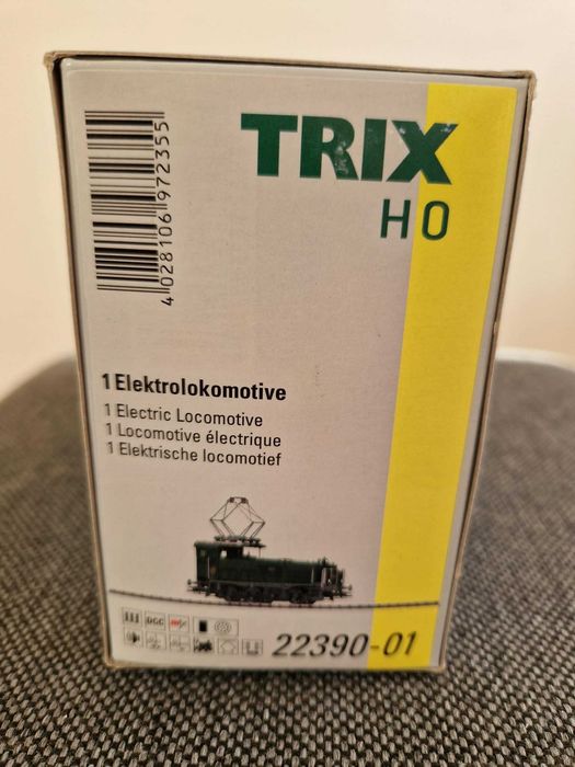 TRIX E 36 lokomotywa elektryczna H0 1:87 zielona stan kolekcjonerski