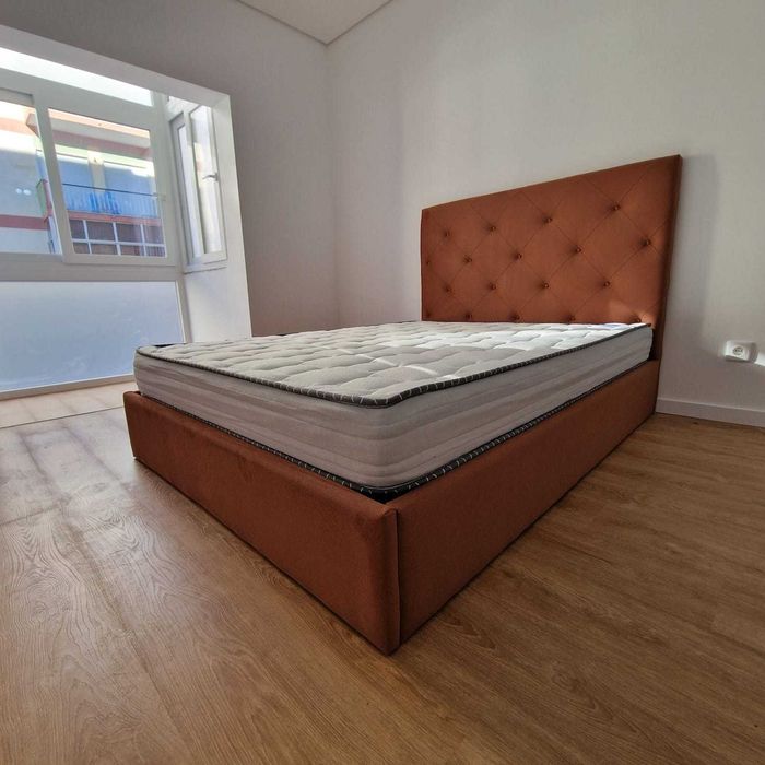 Camas de Casal Estofadas de Luxo 199€ Disp. em Várias Cores! 190x140m!