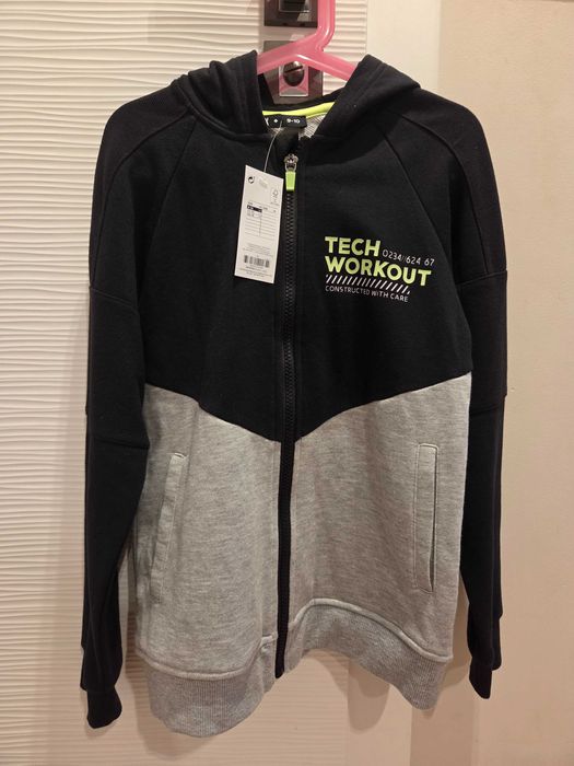 Bluza r.140 9-10L NOWA